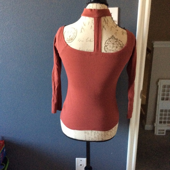 Women's Around The Neck Fitted Crop Top Size M - Picture 4 of 4